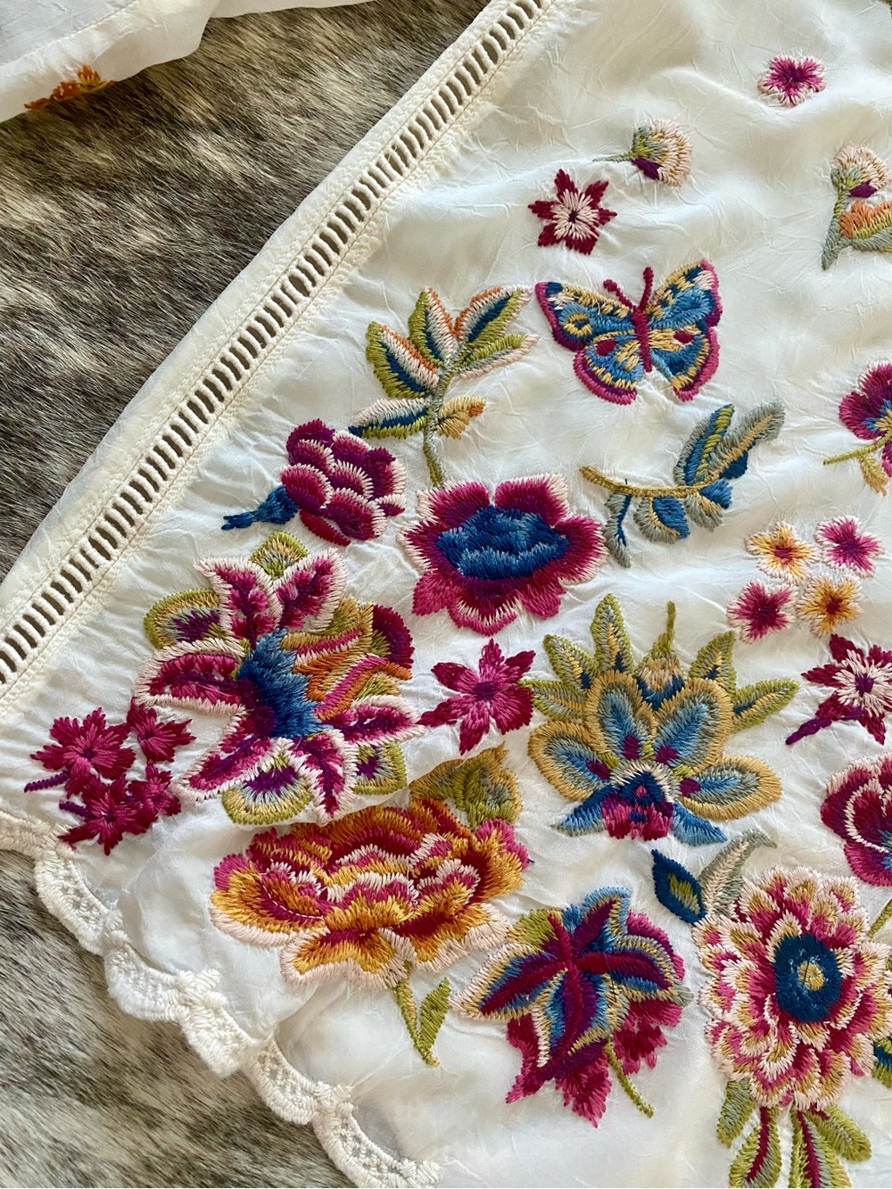 Johnny Was Multicolor Floral & Butterfly Embroidery Blouse - Picture 13 of 16